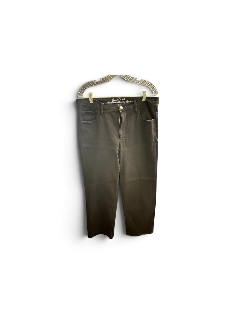 Gloria Vanderbilt Women’s Black Straight Jeans